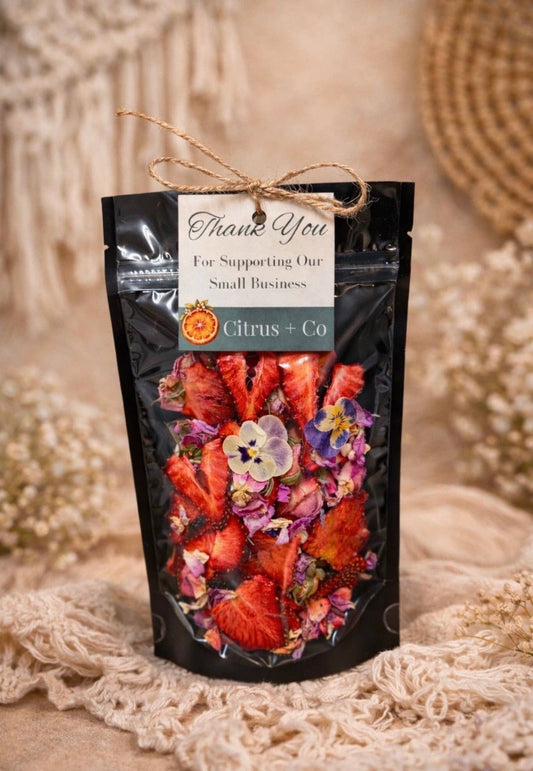 Citrus + Co - Dehydrated Strawberries + Floral Blend : Small 25g