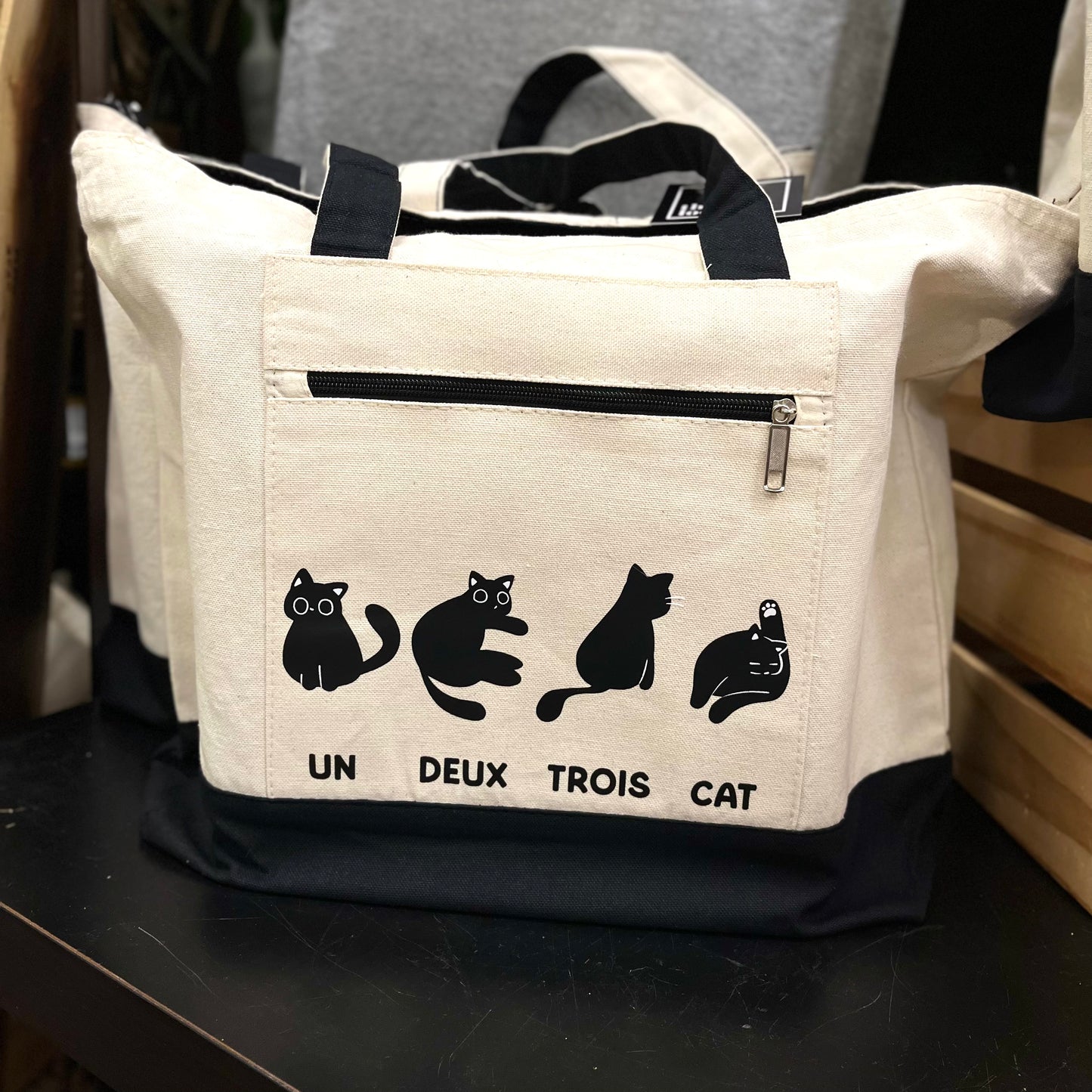 Un Deux Trois Cat Tote Bag