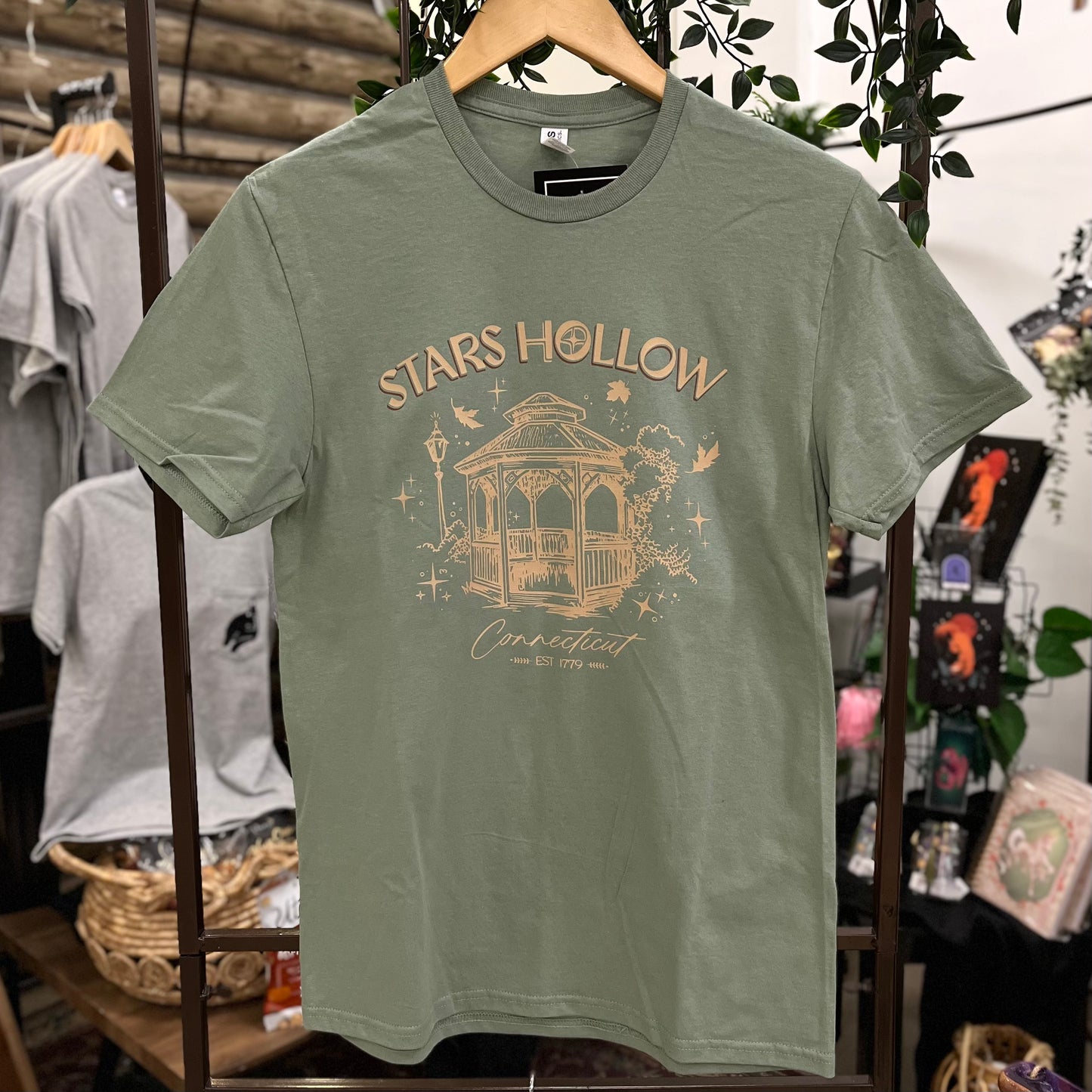 Stars Hollow Gazebo Green T-Shirt