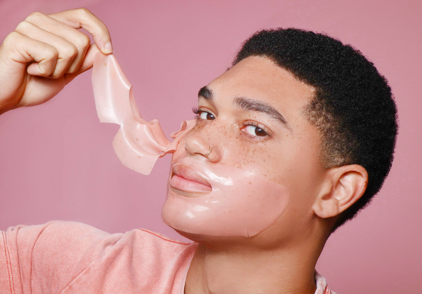 Rose Boba Illuminating Hydrogel Face Mask